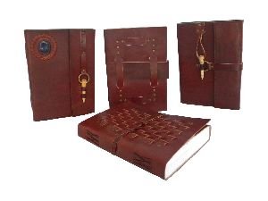 Handmade leather journal lock diary