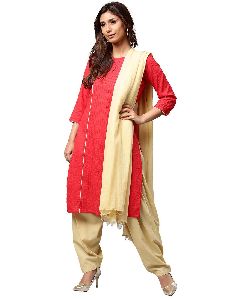 Jaipur Kurti Women Red Solid Straight Cotton Kurta With Cream Patiala Dupatta