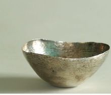 METAL SILVER HAMMERED BOWL