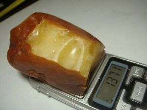 High Quality Rough Amber From Ukraine 100-200g Stones Raw Amber