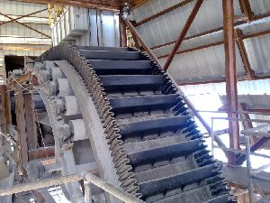 steep angle conveyor