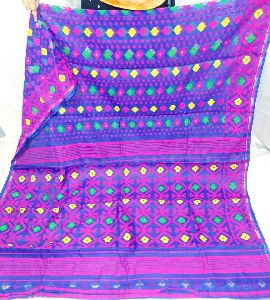 Fastive Trendy MinaKari DHAKAI JAMDANi handwoven Saree is considered to be symbol of beauty