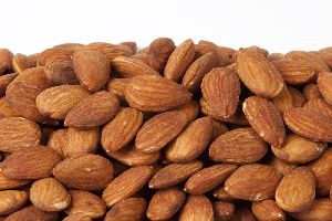 Dried Almond Nuts