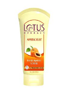 Lotus Herbals Fresh Apricot Scrub – Apriscrub 180g