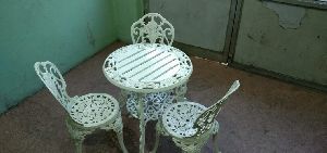 Aluminium Cast Chair Table Set (728 White)