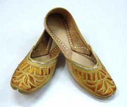 Rajasthani Mojri Footwear
