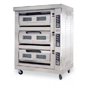 Three Deck Six Tray Gas Oven
