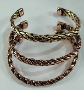 Magnetic Twisted Wire Bracelets