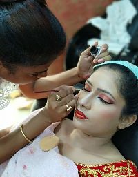 Beauty Parlour Classes