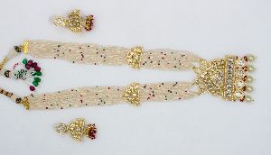 Antique Beaded &amp; Kundan Necklace with Gold Plating
