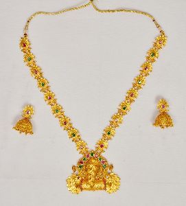 Floral Design Multi Color Gemstone Necklace Set