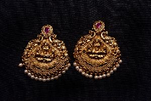 Antique Gold Polished Temple Earring
