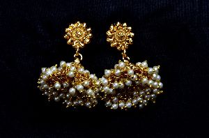 Trendy Gold Polish Beaded Earring