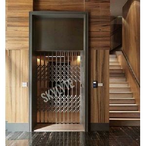Manual Door Elevator