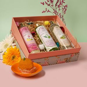 Hair Care Gift Box- Flora Divine Khadi Essentials India