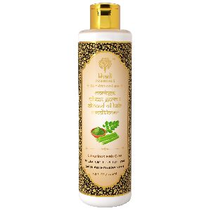 Moringa Wheat Germ Conditioner with Almond Oil Bay Leaf