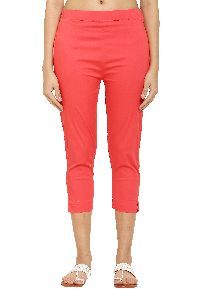 Woman's Ankle Pant