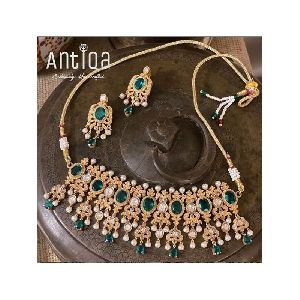 Mughal Style Emerald Doublet Chocker Necklace And Earrings Set Studded With Polki &amp;amp; Diamonds.