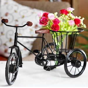Jaipuri Handicraft Tricycle