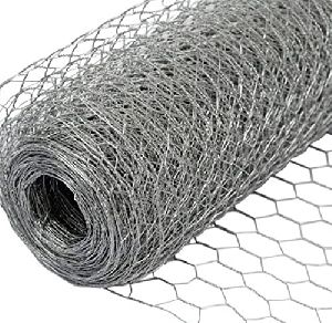 GI Silver Chicken Wire Mesh , Thickness: 0.8mm