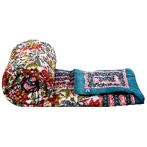 Lightweight Machine Quilted Floral Print Comforter/Quilt/Rajai/AC Blanket/Dohar