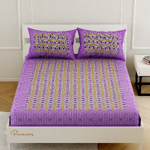 PURPLE GEOMETRIC PRINT COTTON QUEEN SIZE BED SHEET WITH 2 PILLOW COVERS