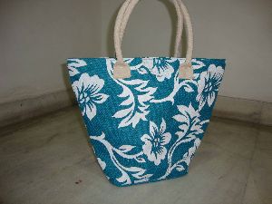 DYED AND PRINTED JUTE BEACH BAG  .