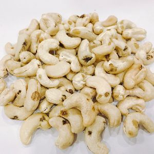 Vietnamese Cashew Kernels SK2