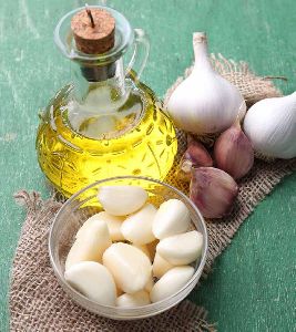 Premium Quality Garlic Oil