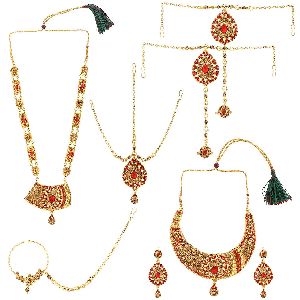Indian Bollywood Wedding Crystal Necklace Earring Maang Tikka Head Chain Nose Ring Bracelet Jewelry