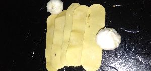 Garlic Chips Papad
