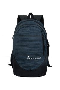 Travel backpack with rain cover