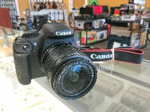 Canon Rebel T5 SLR Camera w/ EF-S 18-55mm IS II Lens (2 LENSES)