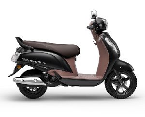 Suzuki Access 125 Ride Connect Scooter
