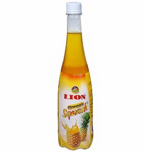 Lion Pineapple Squash