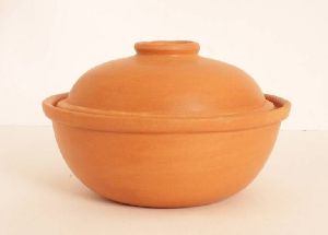 Clay Sauce Pot