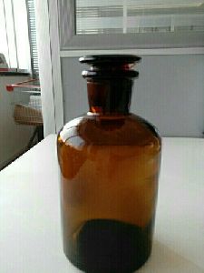 Reagent Bottle with Stopper Amber CORNSIL