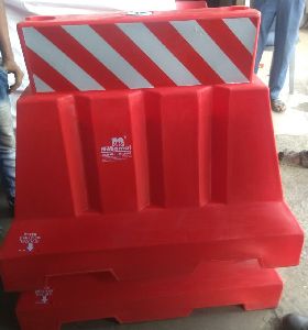 ROTO ROAD BARRIER