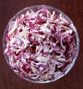 Dehydrated and Spray Dried Onion Flakes(Red)