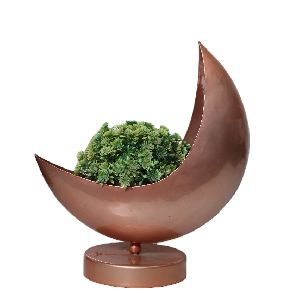 Half Moon Planter