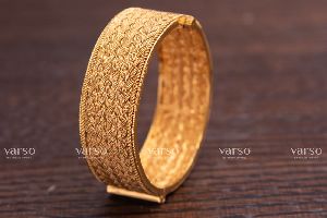 Gold Antique Classic Thick Bangle