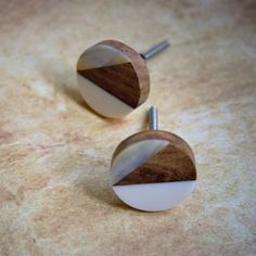 NEW TOP STYLISH WOODEN AND RESIN DOOR KNOBS WITH METAL BRASS MADE BY GIFT MART