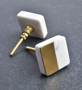 SQUAR SHAPE RESIN AND WOOD DOOR KNOB/DRWER KNOB WITH METAL BRASS MADE BY GIFT MART