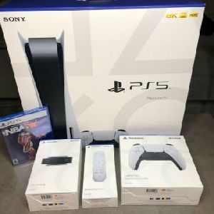 Sony PlayStation 5 Console PS5 Blu-Ray *In hand*Brand new Unopened !FAST Ship!