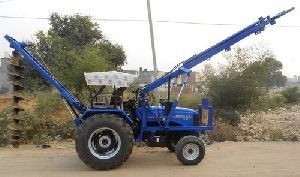 Tractor Crane with Hydraulic Post Hole Digger Pillar  Pole Lifter