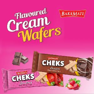 Flavoured mouth watering cream wafers as CHEKS Wafer