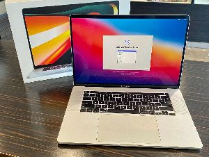 2019 Apple MacBook Pro16 512 GB SSD Intel Core i7 1