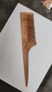 Tail comb