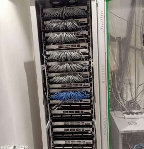 data center pdu rack