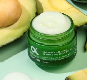 Avocado Smoothie and Vitamin E Day Cream SPF 20